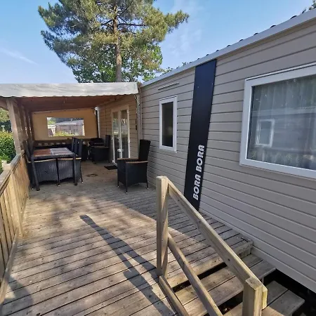 Mobil-home 8 Places 4 * Pont-Aven